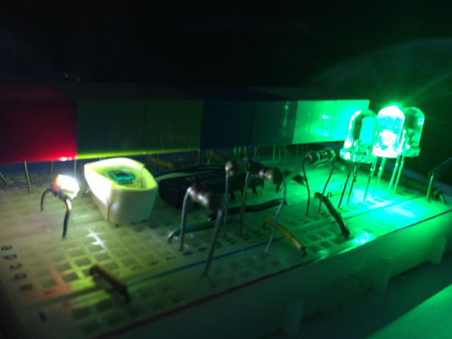 RGBカラーセンサーS9032-02の実験。黄緑と緑